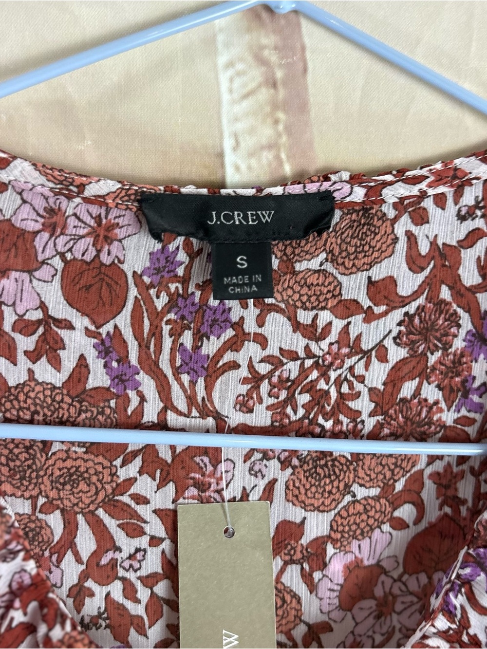 NEW J.Crew Ruffle Crinkle Chiffon Top in the "Fête Floral" print - Picture 9 of 9